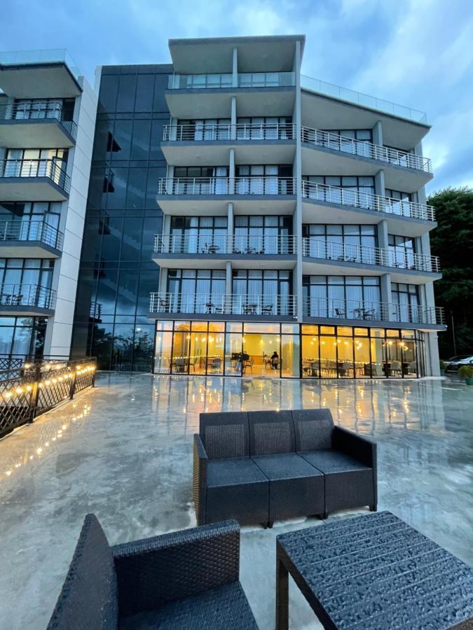 Hotel Biota Kvariati Buitenkant foto